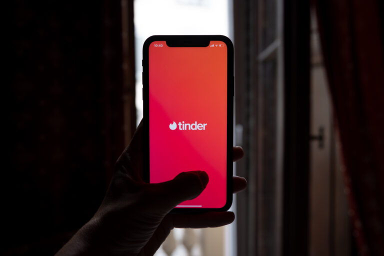 How to Find Out If Someone Has Tinder: A Complete Guide