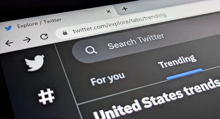 How to Adjust Twitter Settings to View Sensitive Content